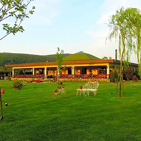 فندق Riva's Club